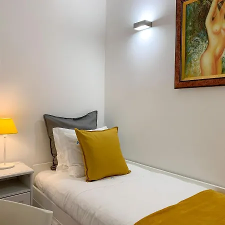 Дом отдыха Rainha Beach House,